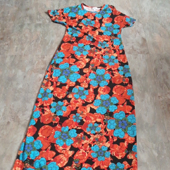 LuLaRoe Dresses & Skirts - Lularoe Maria XXS